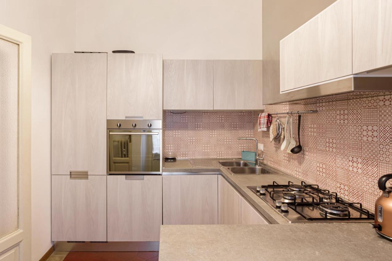 Restayled Chic Apartement- Via Ozieri Milaan Buitenkant foto